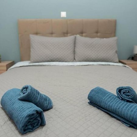Renovated Spacious Flat 7Min To Subway Station- Athen Eksteriør billede